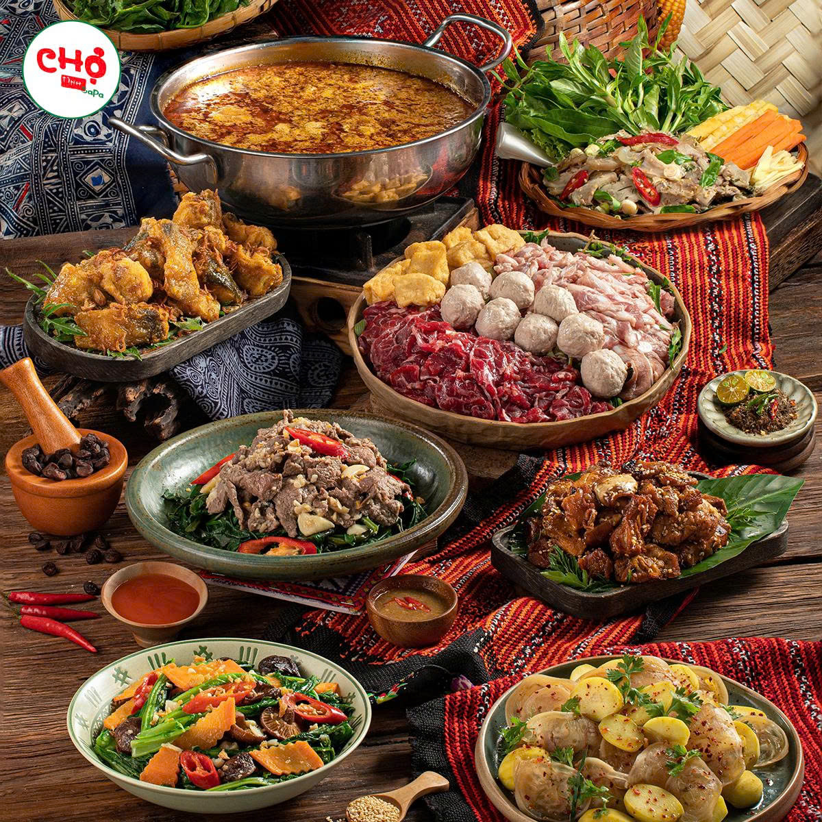 Nhà hàng Chợ Tình Sapa view đẹp, đậm hương vị ẩm thực Tây Bắc.